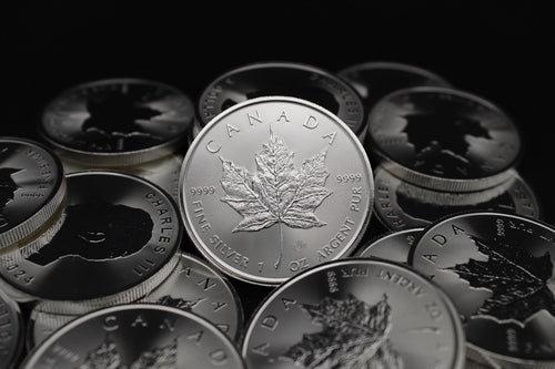 1 oz Canadian Silver Maple Leaf X290